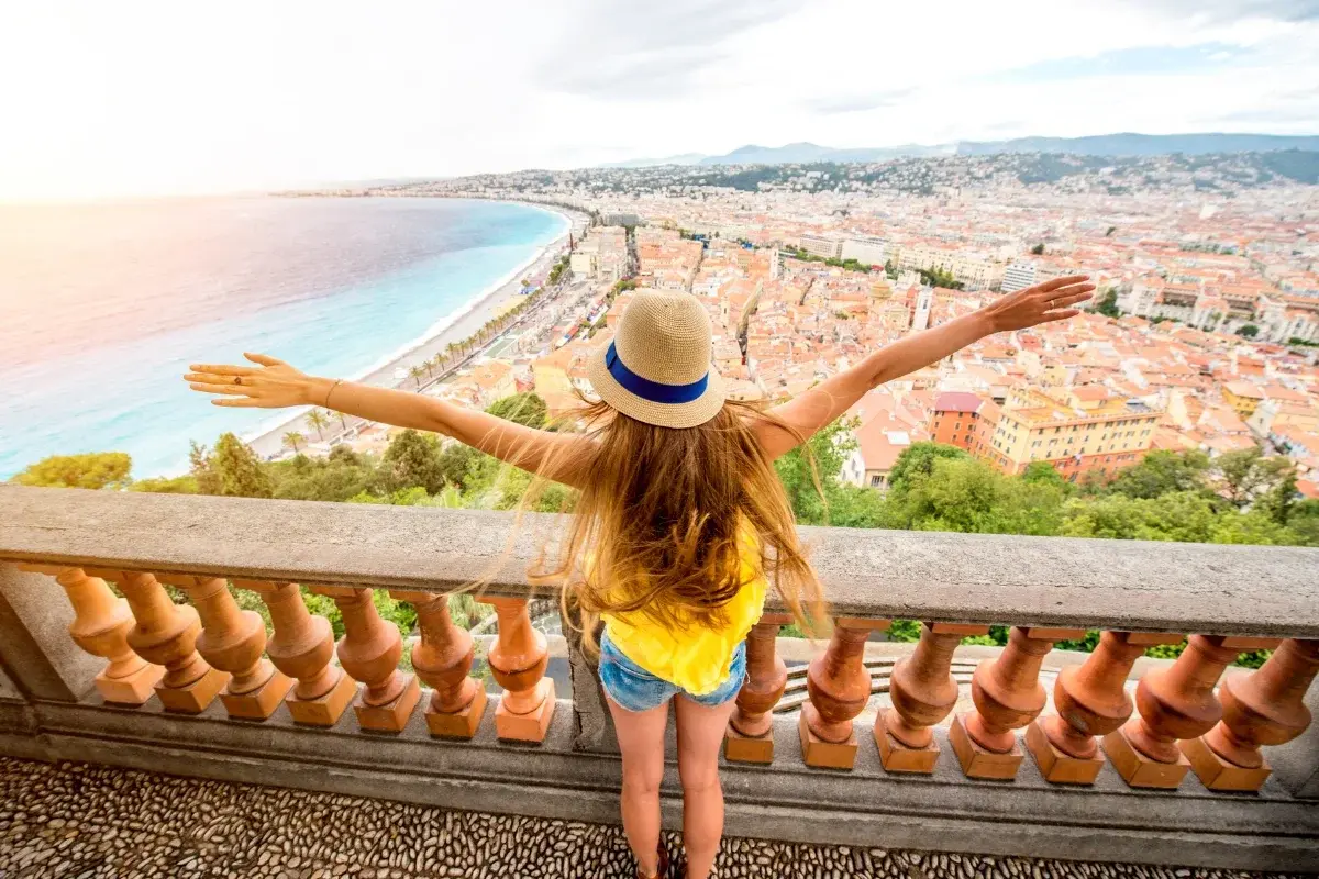 Est-il plus économique de voyager en dernière minute ?